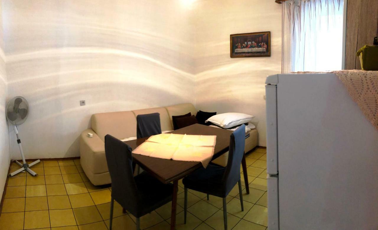 Apartmani Zorka Podstrana Exterior photo
